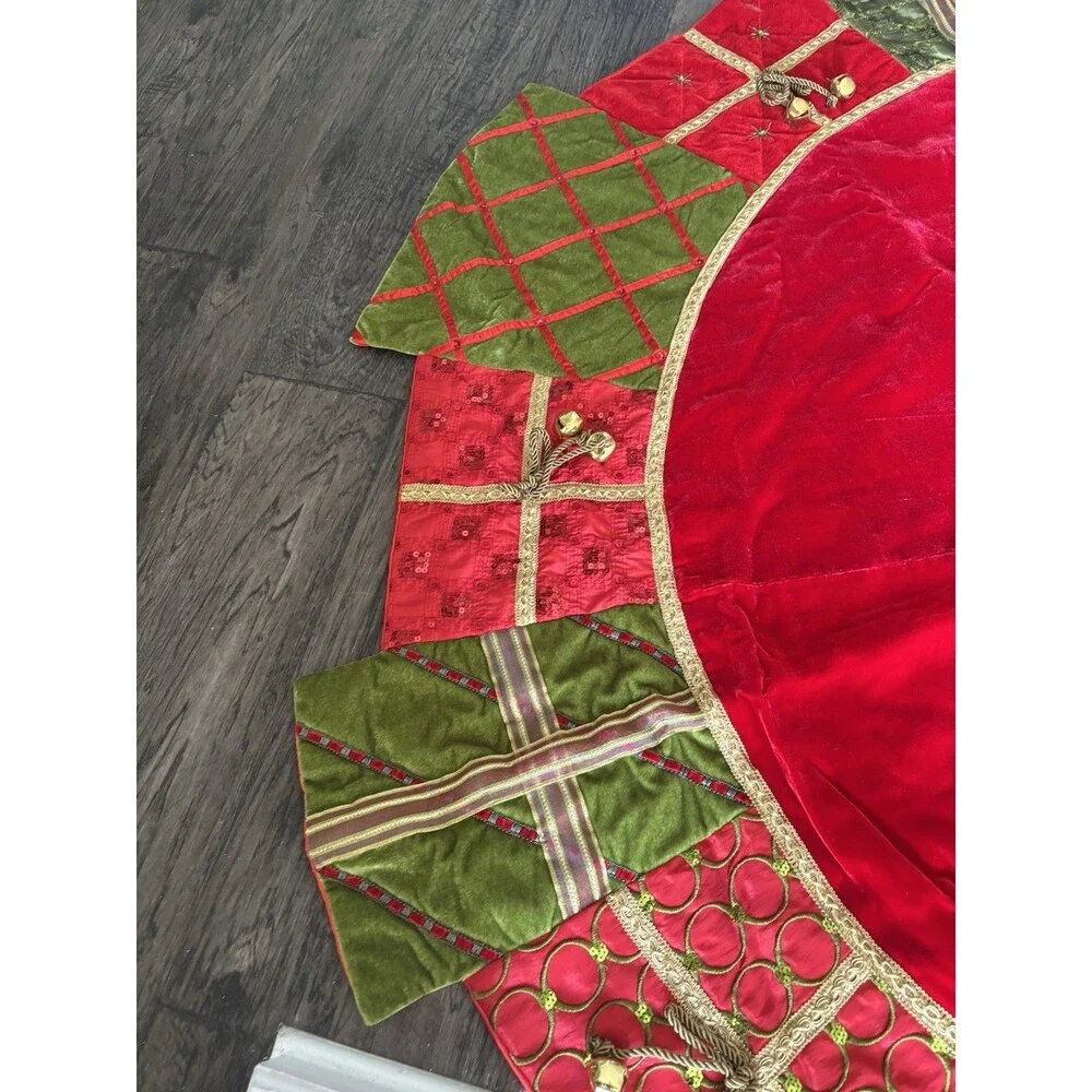 Frontgate Holiday Collection Christmas Tree Skirt Luxury Beads Gifts Bells  6'